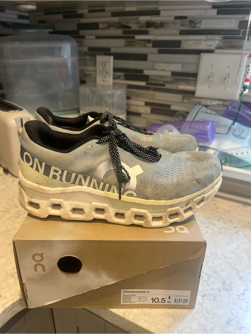 On Running Cloudmonster 2 Running Shoes Size Men’s 10 1/2 Mineral Aloe Color - Picture 3 of 17